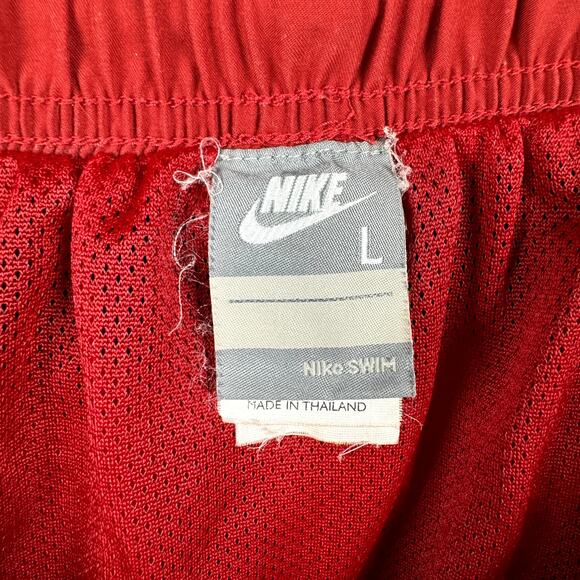 Vintage Nike Swim Trunks Size Large Red White Mesh Lined Board Shorts Outdoors - Picture 2 of 7
